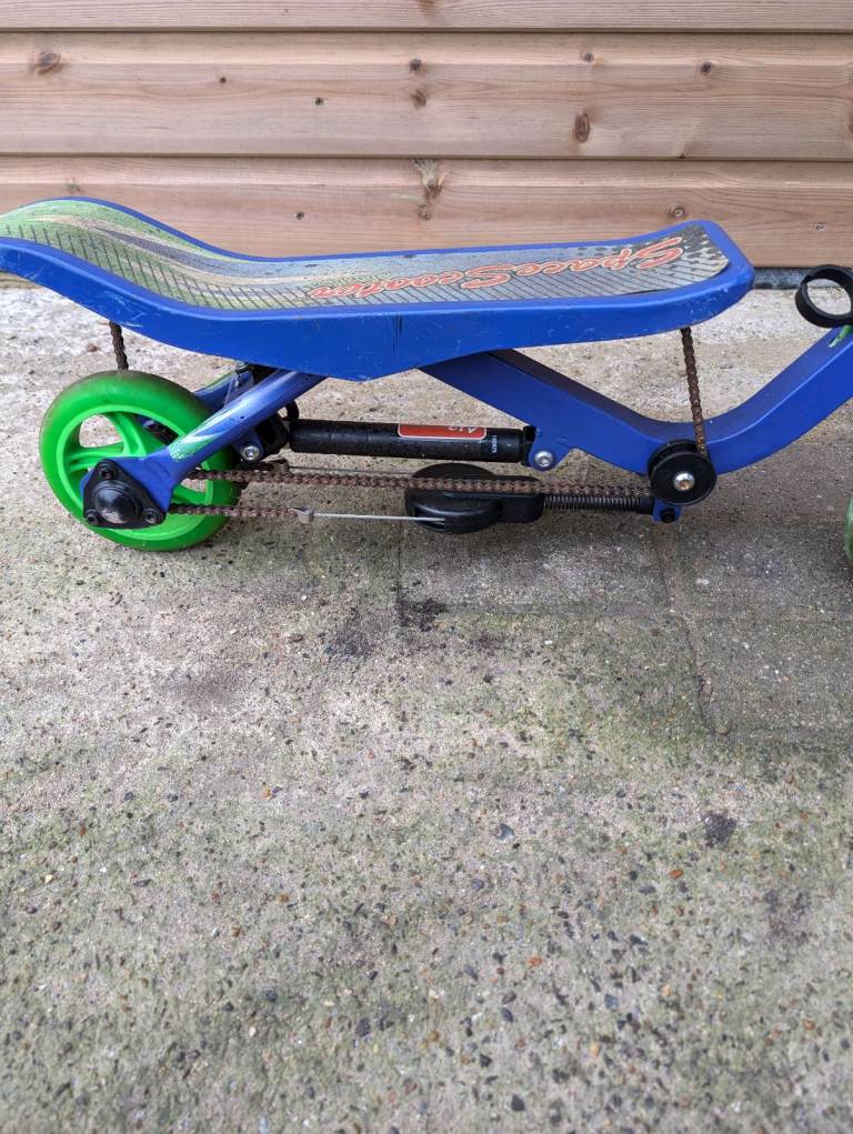 Blue scooter 