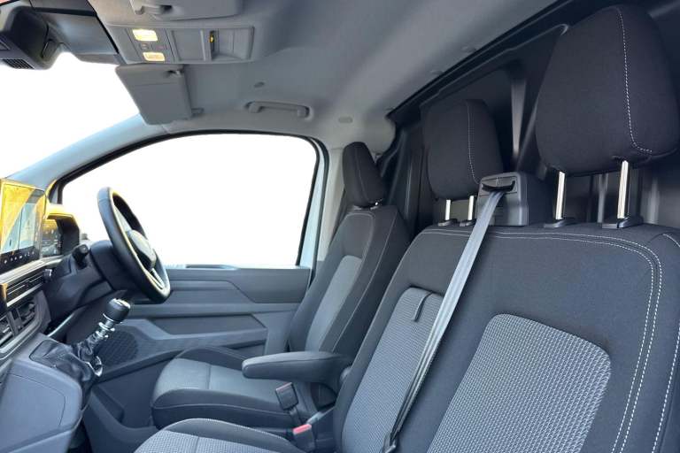 2025 Volkswagen Transporter 2.0 TDI 110 Commerce Plus Van Van DIESEL Manual