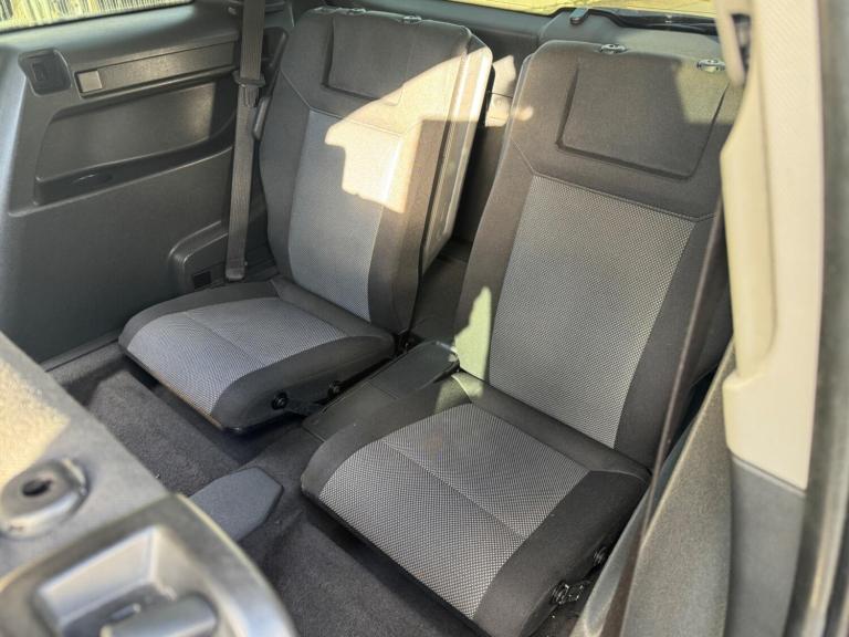 2012 Vauxhall Zafira 1.6 16V Exclusiv Euro 5 5dr MPV Petrol Manual