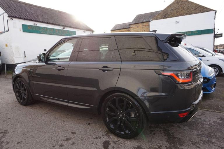 2018 Land Rover Range Rover Sport 3.0 SD V6 Autobiography Dynamic Auto 4WD Euro 6 (s/s) 5dr ESTAT...