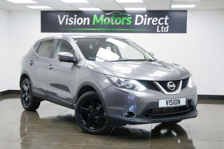 image for 2015 Nissan Qashqai 1.2 DiG-T N-Tec 5dr HATCHBACK PETROL Manual