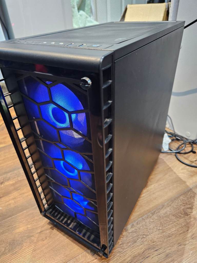 PC case good condition 
