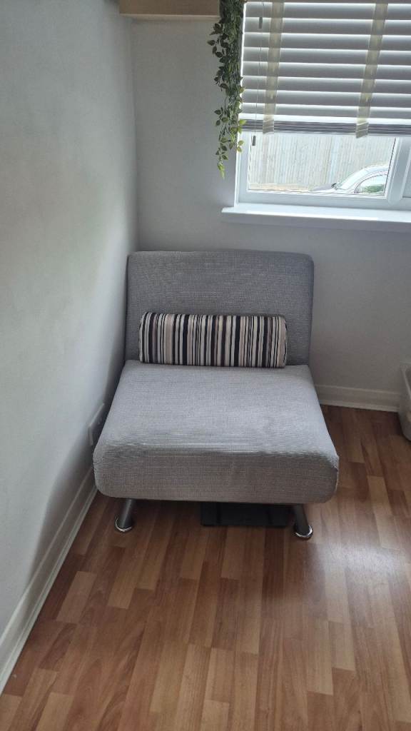 Sofa Bed (PENDING PICK UP)