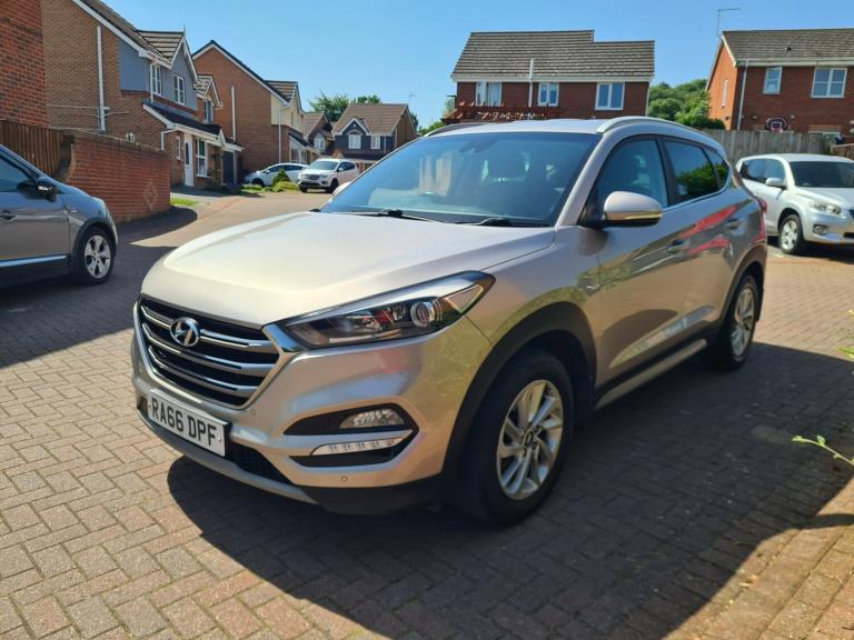 2017 Hyundai TUCSON 1.7 CRDi Blue Drive Premium 5dr 2WD ESTATE Diesel Manual