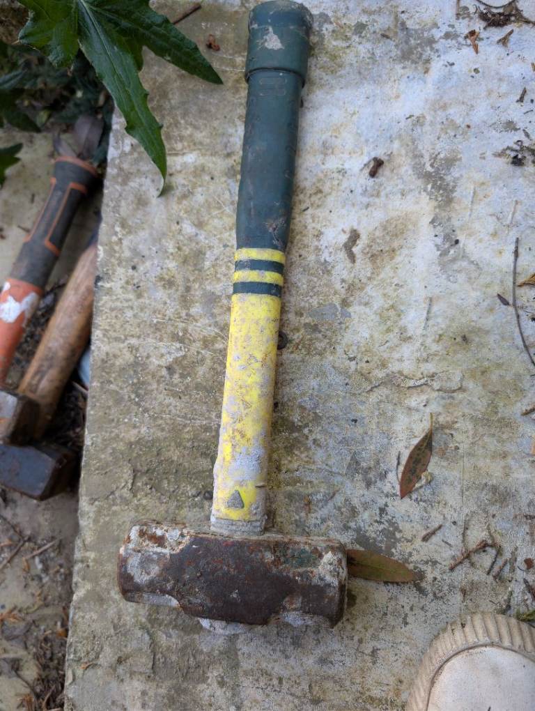2x hammers for 5 pounds 