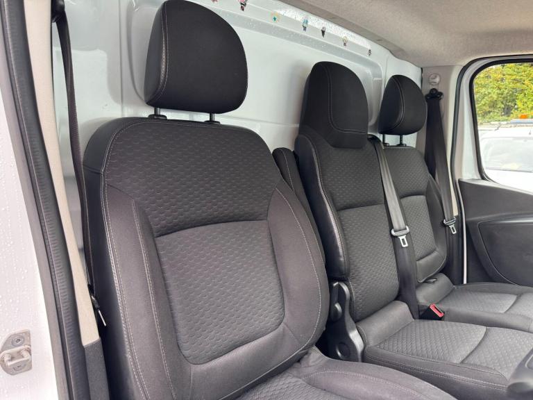 2018 Vauxhall Vivaro 1.6 CDTi 2900 Sportive Panel Van 5dr Diesel Manual L2 H1 Euro 6 (120 ps) PAN...