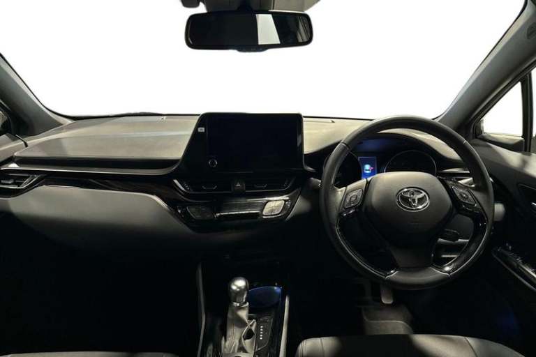 2022 Toyota C-HR 1.8 VVT-h GPF Design SUV 5dr Petrol Hybrid CVT Euro 6 (s/s) (122 ps) Automa SUV ...