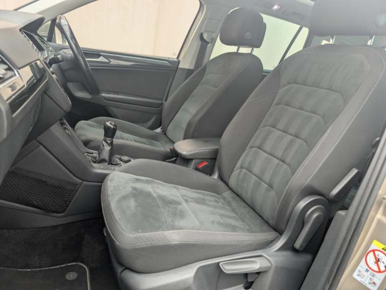 2018 Volkswagen Tiguan 2.0 TDI SEL SUV 5dr Diesel Manual 4Motion Euro 6 (s/s) (150 ps) CRUISE CON...