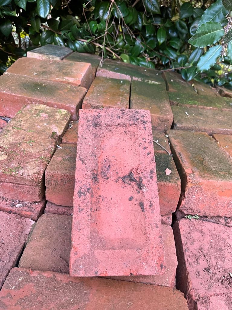 245 Reclaimed House Bricks