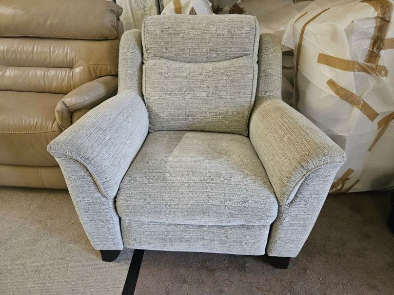 Parker Knoll manhattan power recliner armchair RRP £1549