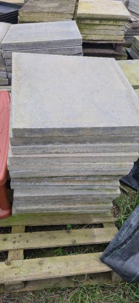 Paving slabs 24 ins x 24 ins 2ins 