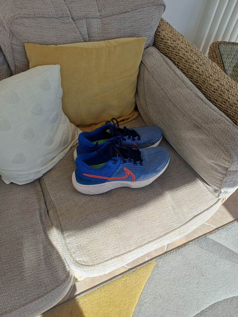 Nike zoomx invincible run flyknit 2 running shoes trainers size uk 12