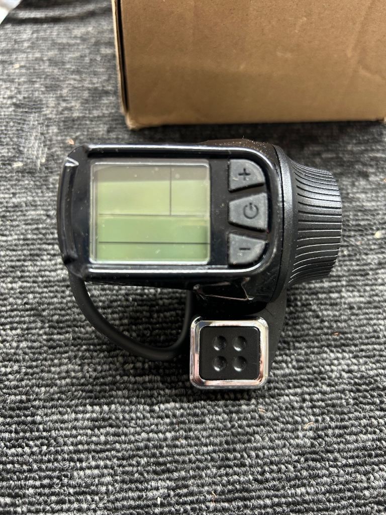 Electric bike speed & battery indicator