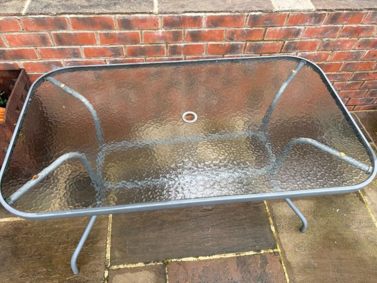 Garden table