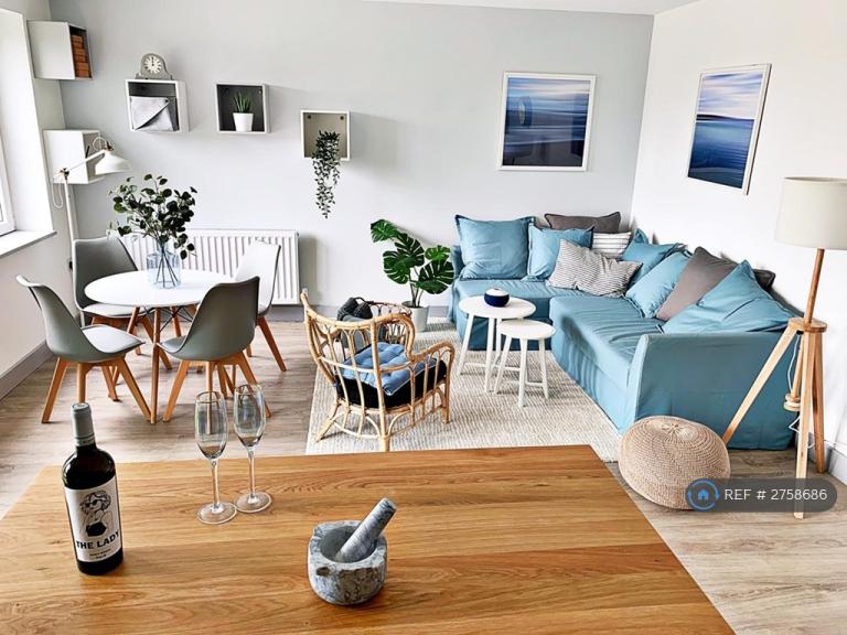 1 bedroom flat in Church Way, Edgware, HA8 (1 bed) (#2758686)