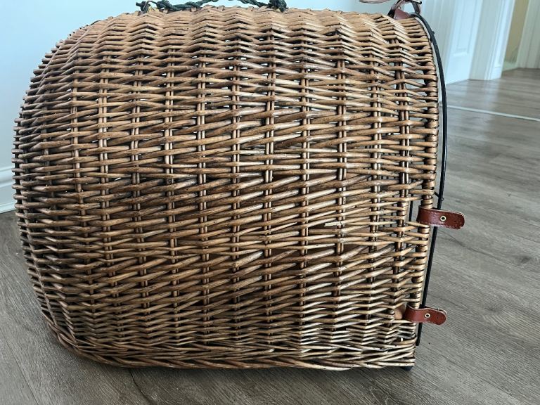 Dog / Cat / Rabbit Carrier Wicker Basket 