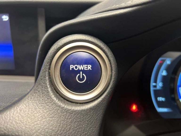  Lexus IS 2.5 300h F Sport E-CVT Euro 6 (s/s) 4dr Petrol/Electric Hybrid Automatic