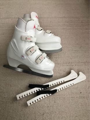 Ice Skates - Mission - Bauer Supreme- size UK6 EU39