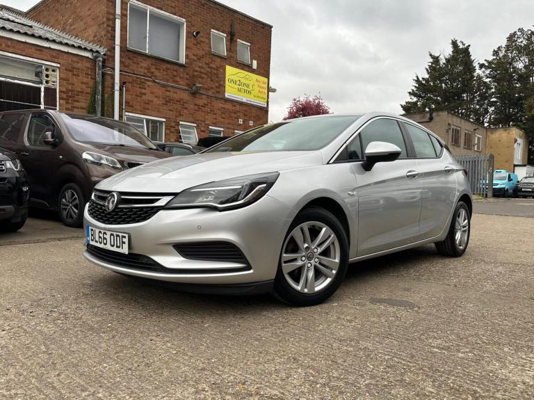  Vauxhall Astra 1.6 CDTi ecoFLEX Tech Line Euro 6 (s/s) 5dr Diesel Manual
