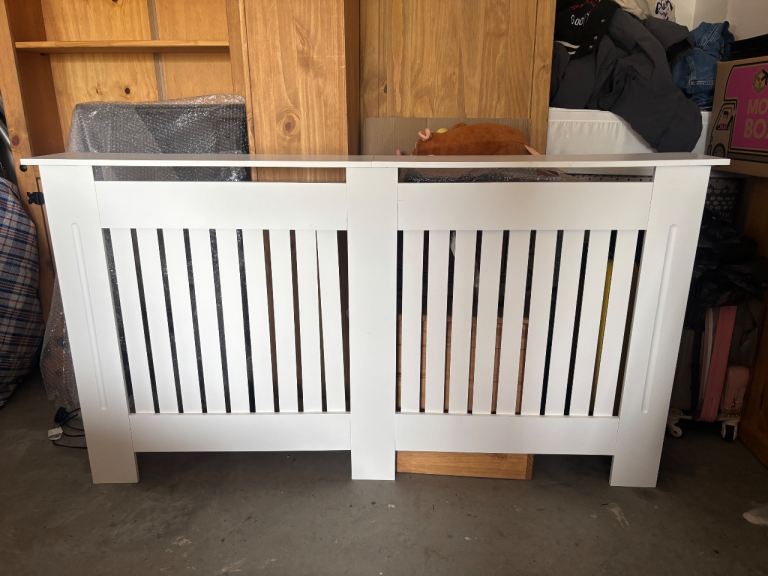 Oypla Large White Wooden Radiator Cover – 152cm
