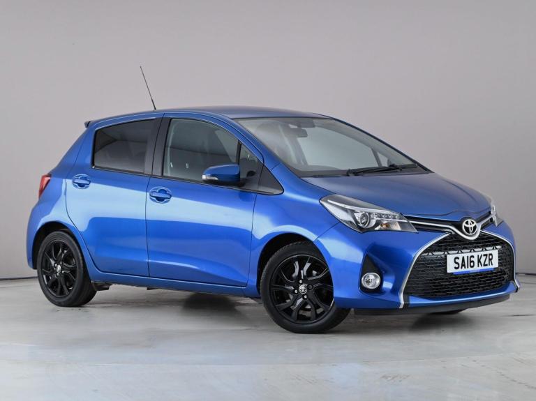 2016 Toyota Yaris 1.33 Dual VVT-i Design Euro 6 5dr Hatchback Petrol Manual