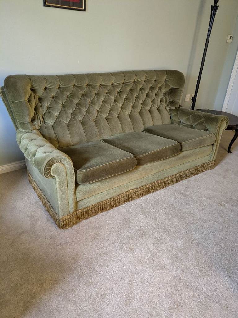 Free 3 piece sofa suite 