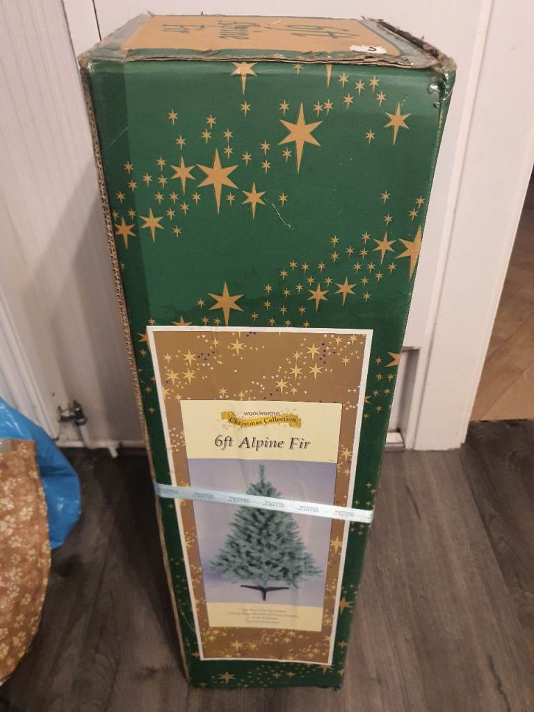 6ft plastic alpine Christmas tree