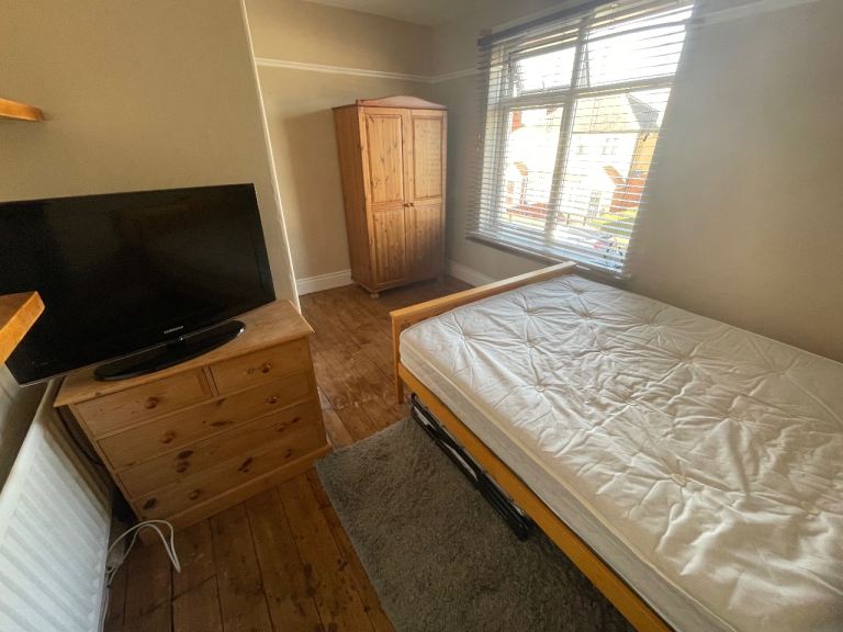 Room the rent £450pm inc bills