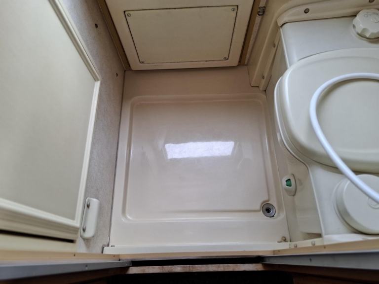 Volkswagen Auto sleeper Topaz