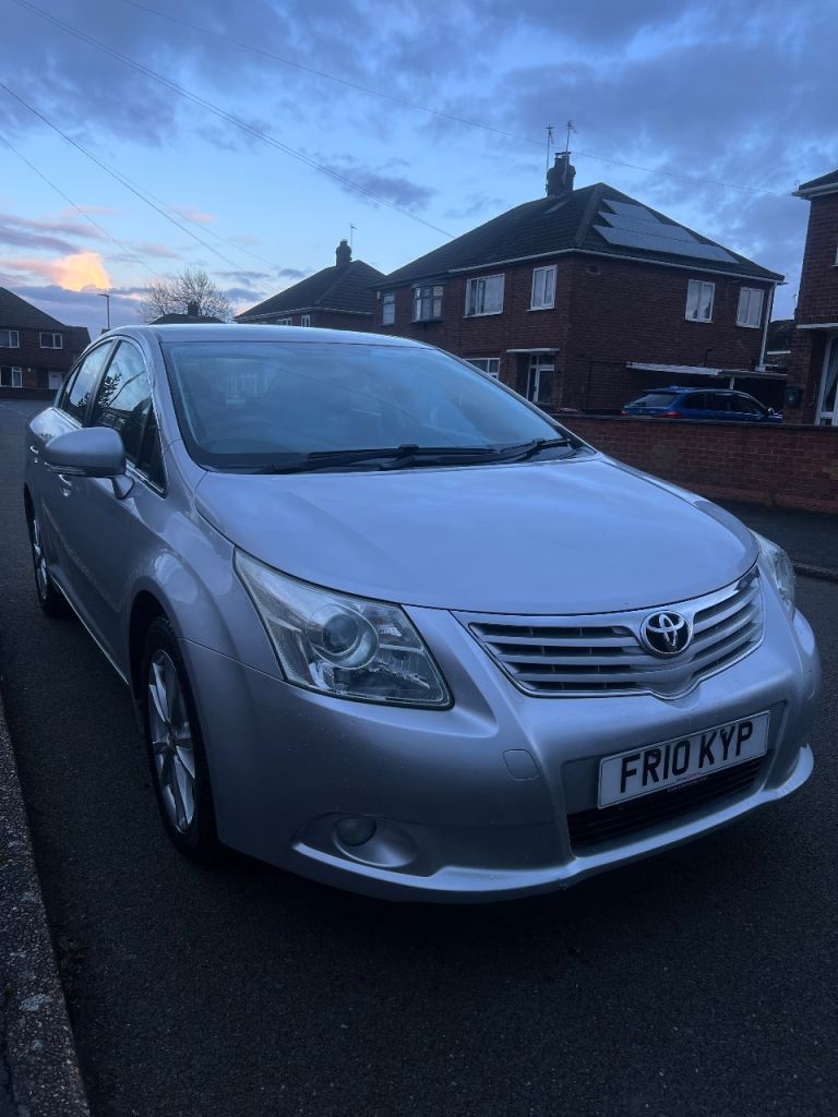 Toyota, AVENSIS, Saloon, 2010, Manual, 1998 (cc), 4 doors
