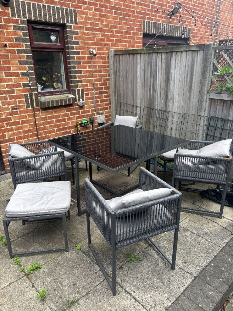 8 Person Metal/glass/rattan Garden Patio Furniture dining Set with 4 Chairs and 4 Footstools