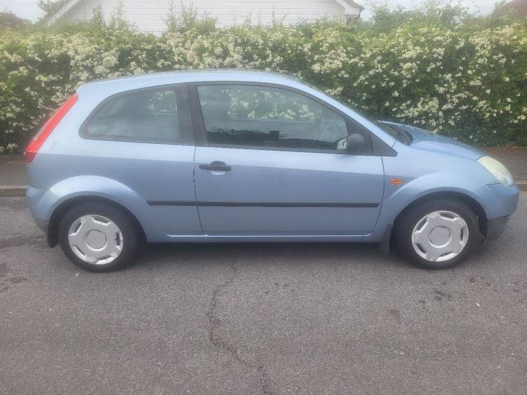 Ford fiesta 1.25 studio . Only 50k 2 owners!!