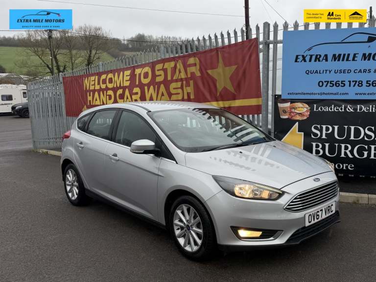 2017 Ford Focus 1.0 EcoBoost 125 Titanium 5dr HATCHBACK PETROL Manual