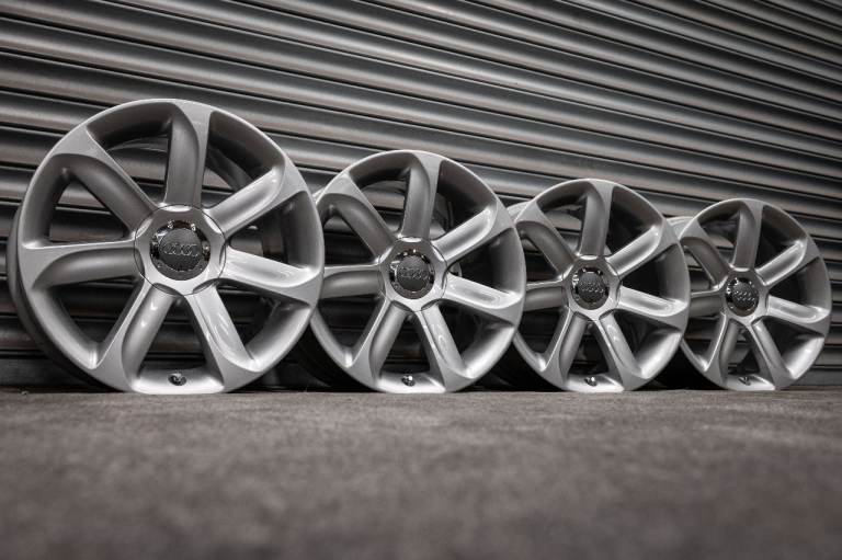 *Refurbished* Genuine 18" Audi TT Turbine Alloy Wheels 5x112 9J ET52 *P/X*