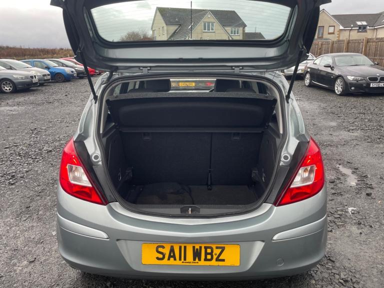 2011 Vauxhall Corsa 1.2i 16V [85] SE 5dr HATCHBACK Petrol Manual