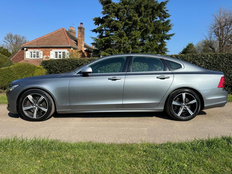 2019 Volvo S90 2.0 T4 R DESIGN 4dr Geartronic SALOON Petrol Automatic