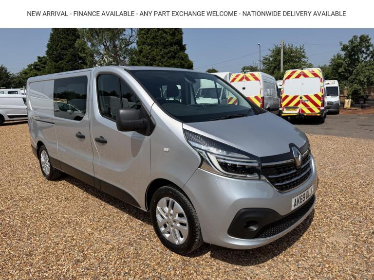 2019 Renault Trafic 2.0 dCi ENERGY 30 Sport Nav Crew Van Double Cab 6dr Diesel Manual LWB Euro  C...