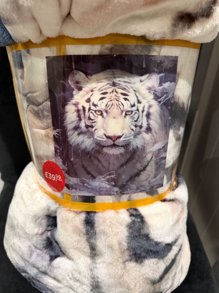 Large Wild White Tiger Super Soft & Silky Thick Throw / Blanket.