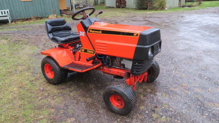 Westwood T1200 Tractor