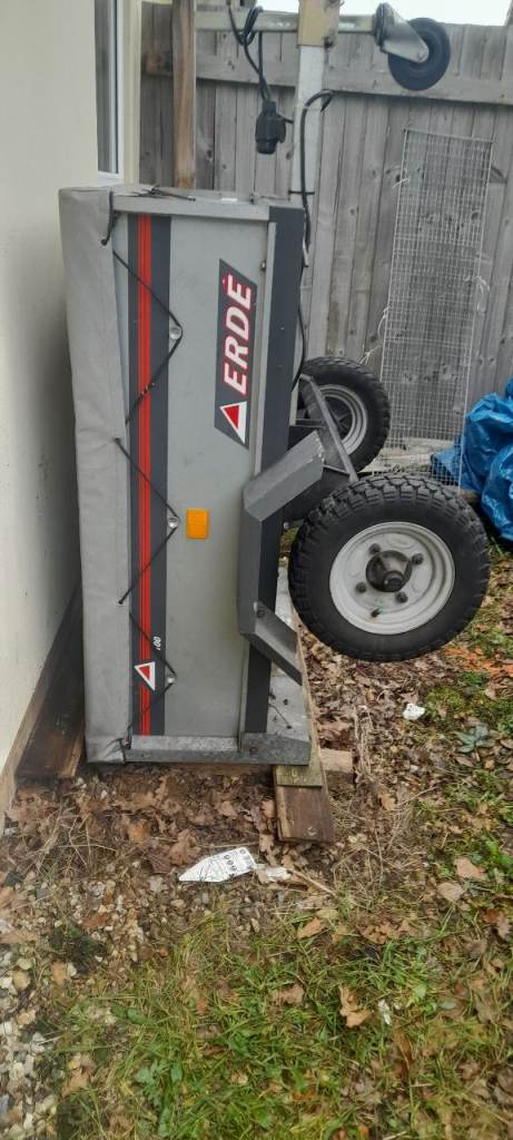 Erde 100 tipping trailer