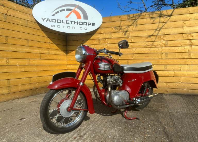 TRIUMPH 5TA MOTORCYCLE 1961