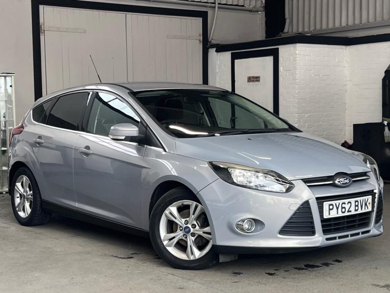 2013 Ford Focus 1.0 EcoBoost Zetec 5dr HATCHBACK Petrol Manual