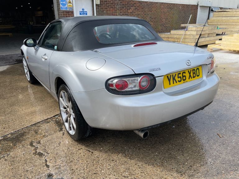 Mazda MX-5 convertible 