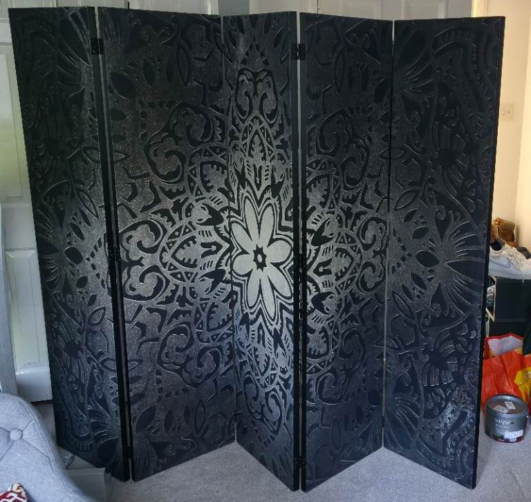 Black and Silver Folding Room Divider - Excellent Condition
