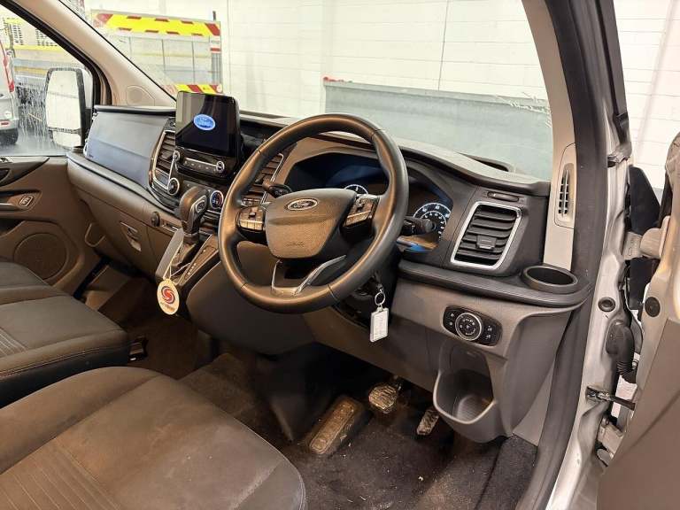 2023 Ford Transit Custom 2.0 EcoBlue 170ps Low Roof D/Cab Limited Van Auto PANEL VAN DIESEL Autom...