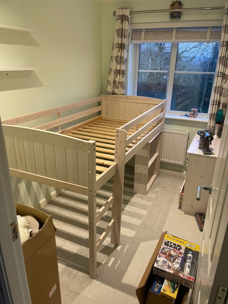 Children’s Cabin Bed - Mid Sleeper