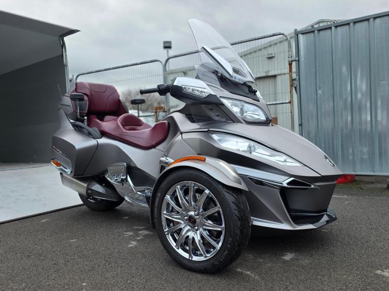 2014 CAN-AM SPYDER RT 1330 ACE LIMITED TRIKE 13,000 MILE'S 