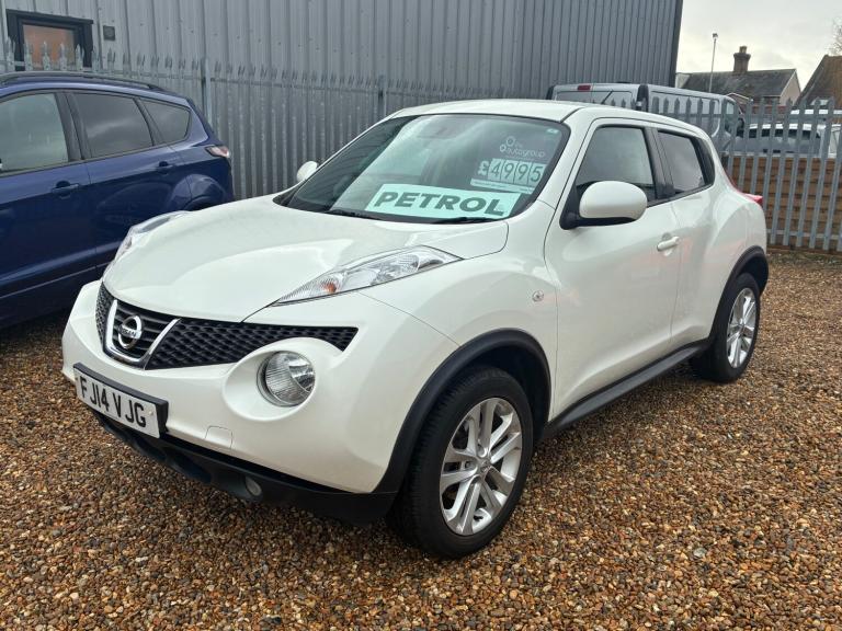 2014 Nissan Juke 1.6 Acenta 5dr [Premium Pack] HATCHBACK Petrol Manual