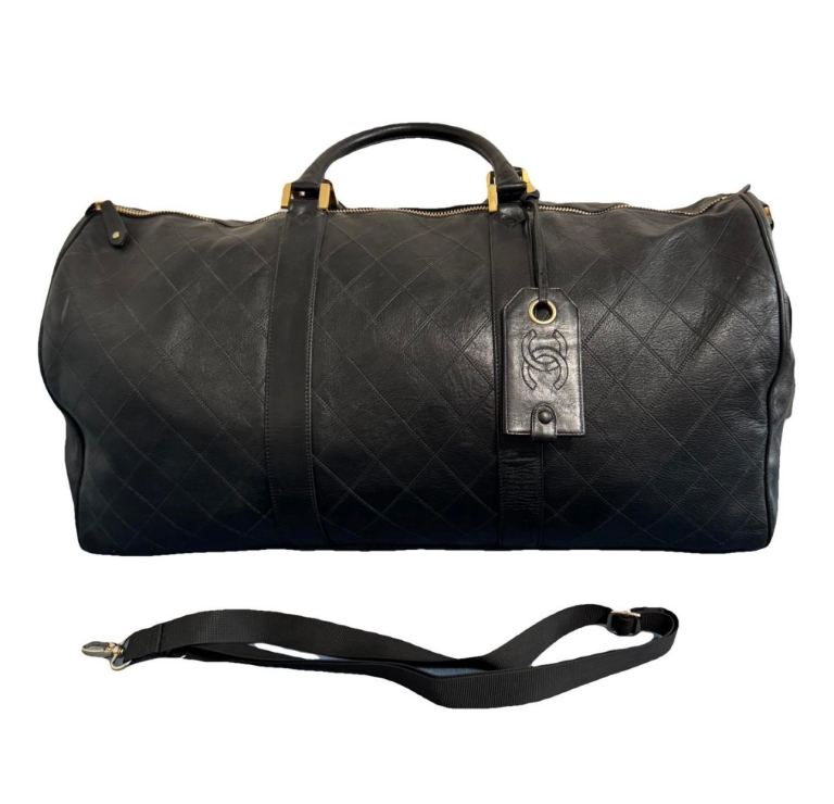  CHANEL Leather travel bag