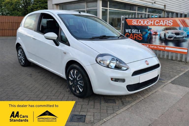 2013 Fiat Punto 1.2 Pop 3dr [Start Stop] HATCHBACK Petrol Manual